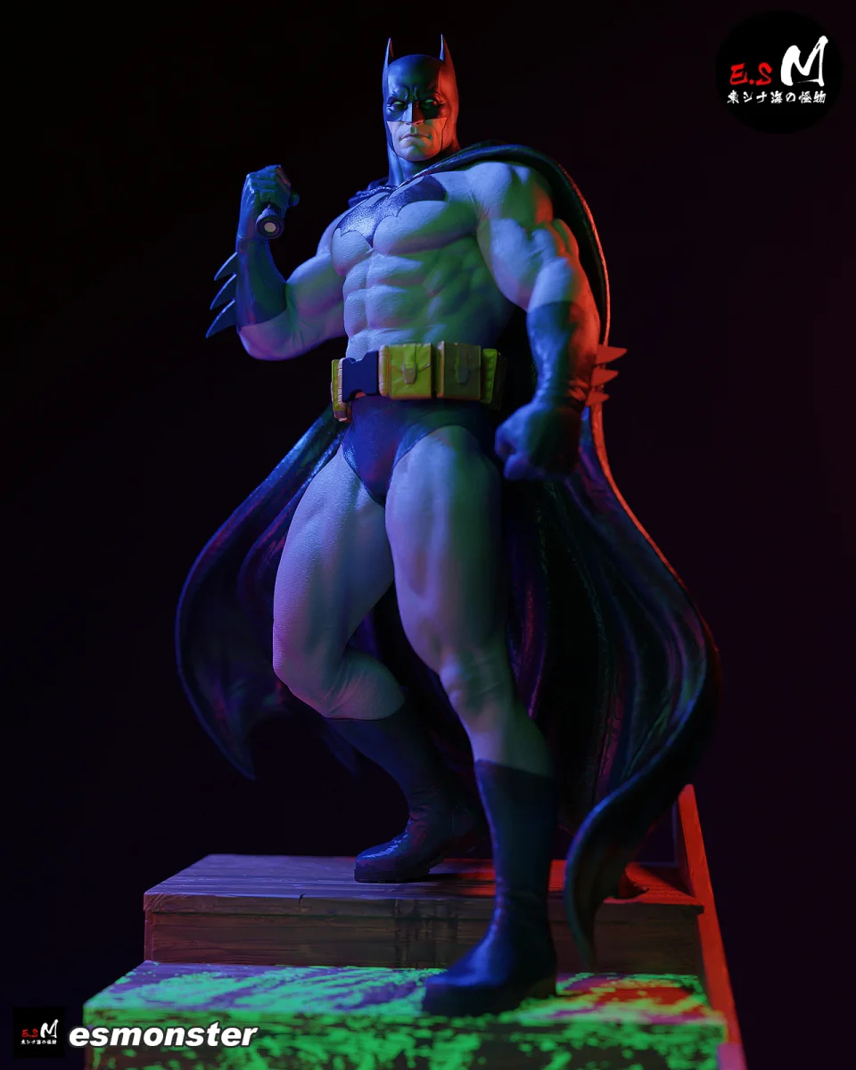 Batman v1 | Fan Art | 3D Printed Resin Model Garage Kit | *Un-Painted* | ES Monster 3